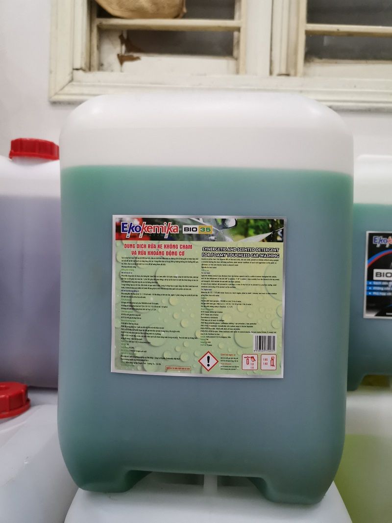 Thông tin sản phẩm dung dịch rửa xe không chạm BIO 35