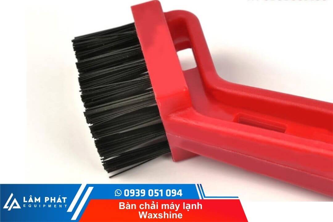 Bàn chải được chế tạo từ sợi polypropylene và lông nylon