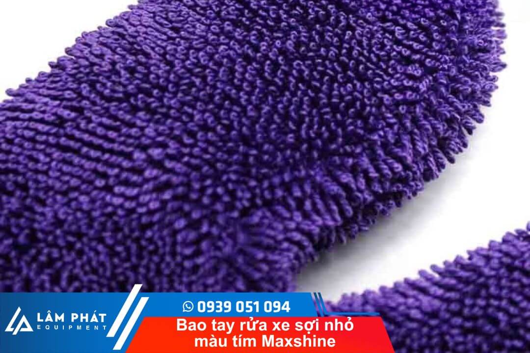 Bao tay rửa xe Maxshine được làm từ chất liệu Microfiber mềm mại, không gây rụng lông khi lau