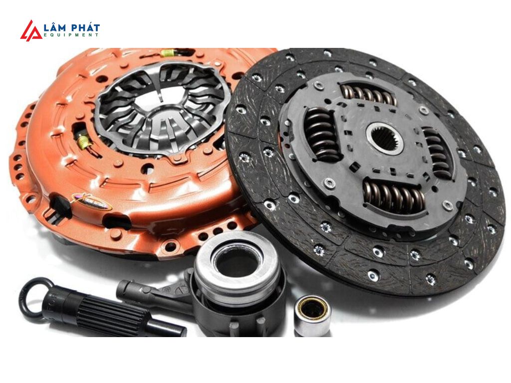 Tại sao bộ ly hợp bị mòn nhanh? Những sai lầm khi sử dụng mà người lái nào cũng từng mắc phải!