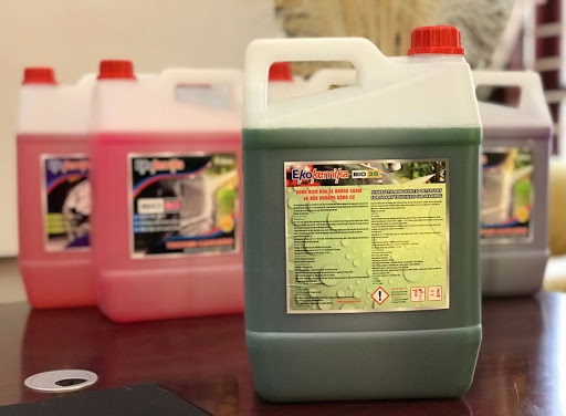 Nước rửa xe không chạm Ekokemika Bio35 5L