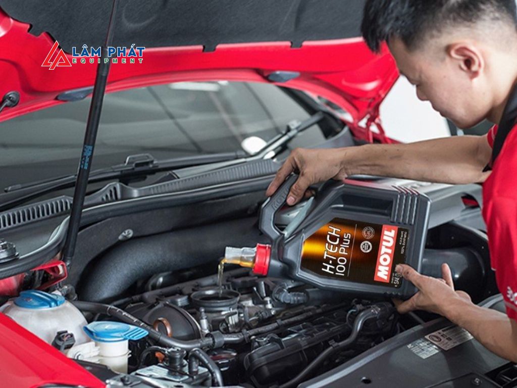 Thay dầu nhớt định kỳ 