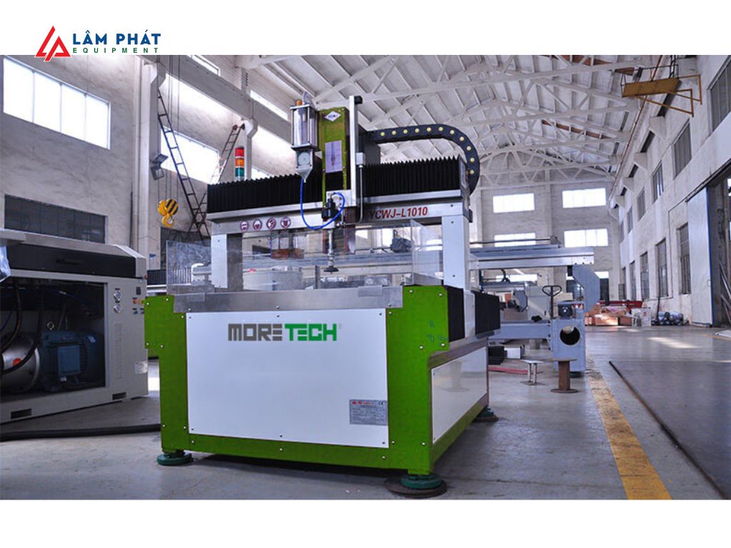 Máy cắt CNC tia nước 