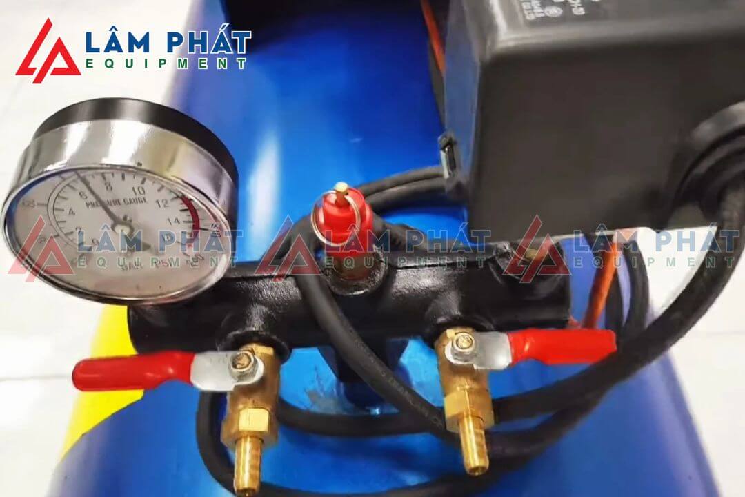 Đồng hồ đo áp của máy nén khí dây đai Pegasus TM-V-0.25/8-180L