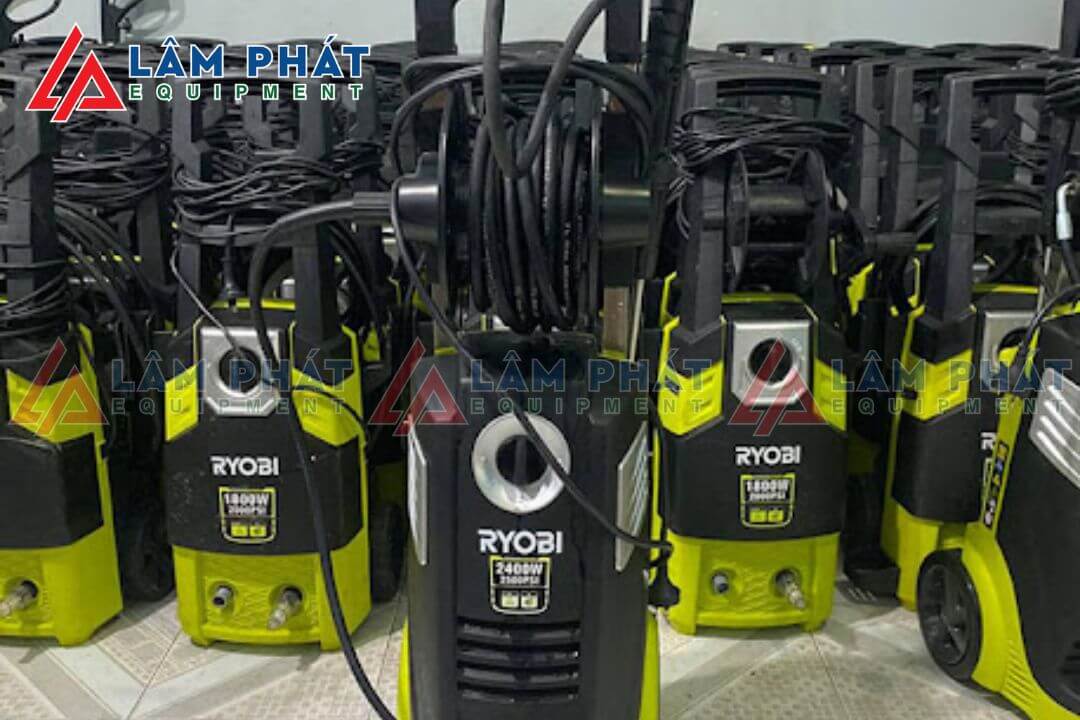 máy rửa xe Ryobi