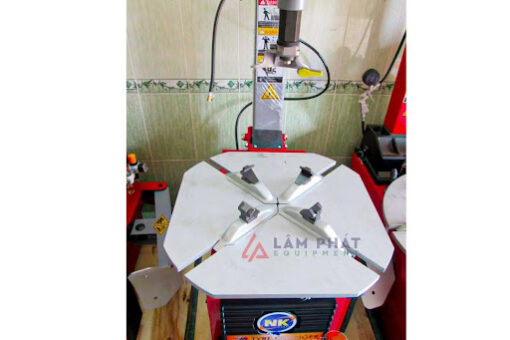 Đặc điểm Máy tháo vỏ bán tự động xe máy, ô tô, xe tải NK NK520E