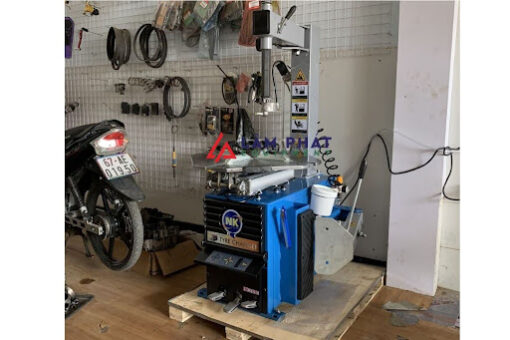 Máy tháo vỏ xe, ra vào lốp xe tay ga, xe máy, ô tô, xe tải NK NK218E