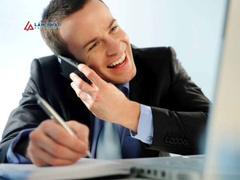 Tệp khách hàng trung thành là nền tảng chính, cần song song tìm kiếm và chăm sóc khách hàng