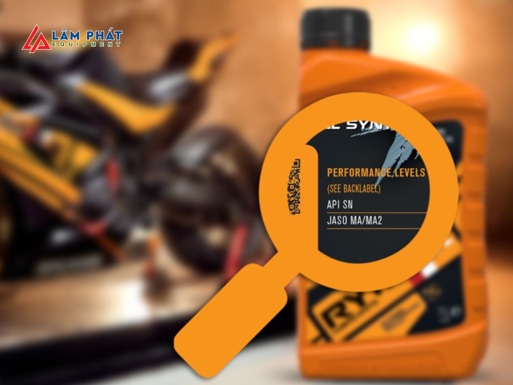 JASO là tiêu chuẩn chuyên biệt dành cho xe gắn máy (motorbike), do Tổ chức Tiêu chuẩn Ô tô Nhật Bản ban hành. Phân loại gồm: