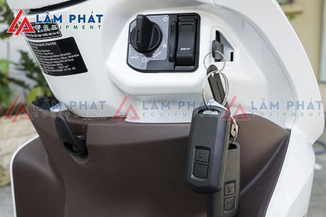 thay ổ khóa xe vision giá bao nhiêu